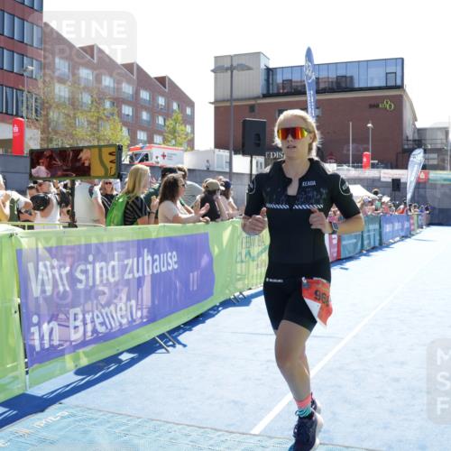 09.08.2026 - GEWOBA Citytriathlon Bremen Yannick Fuchs http://msf.ph/oto/9934661 09.08.2026 14:40:10 Ziel 968 meine-sportfotos.de
