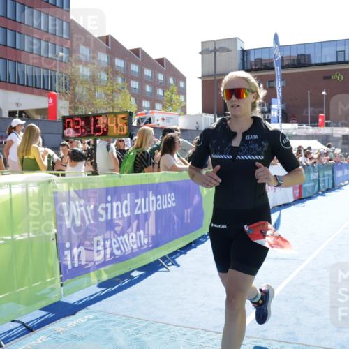 09.08.2026 - GEWOBA Citytriathlon Bremen Yannick Fuchs http://msf.ph/oto/9934662 09.08.2026 14:40:10 Ziel 968 meine-sportfotos.de