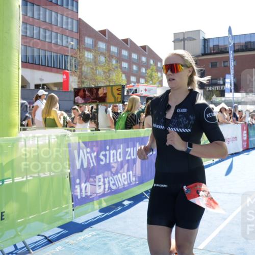 09.08.2026 - GEWOBA Citytriathlon Bremen Yannick Fuchs http://msf.ph/oto/9934664 09.08.2026 14:40:10 Ziel 968 meine-sportfotos.de