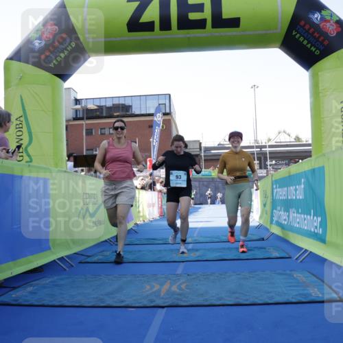 09.08.2026 - GEWOBA Citytriathlon Bremen Yannick Fuchs http://msf.ph/oto/9934692 09.08.2026 11:36:39 Ziel 93 meine-sportfotos.de