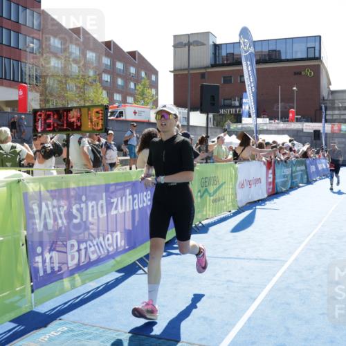 09.08.2026 - GEWOBA Citytriathlon Bremen Yannick Fuchs http://msf.ph/oto/9934732 09.08.2026 14:40:42 Ziel 785, 859, 939 meine-sportfotos.de
