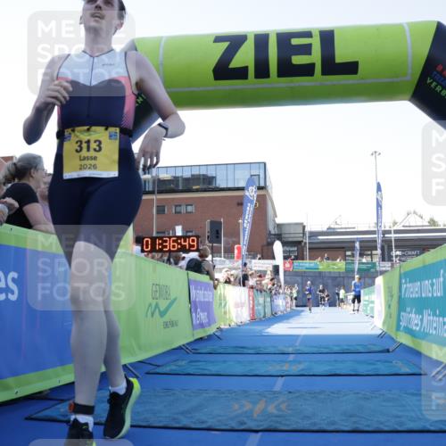 09.08.2026 - GEWOBA Citytriathlon Bremen Yannick Fuchs http://msf.ph/oto/9934760 09.08.2026 11:36:53 Ziel 313 meine-sportfotos.de