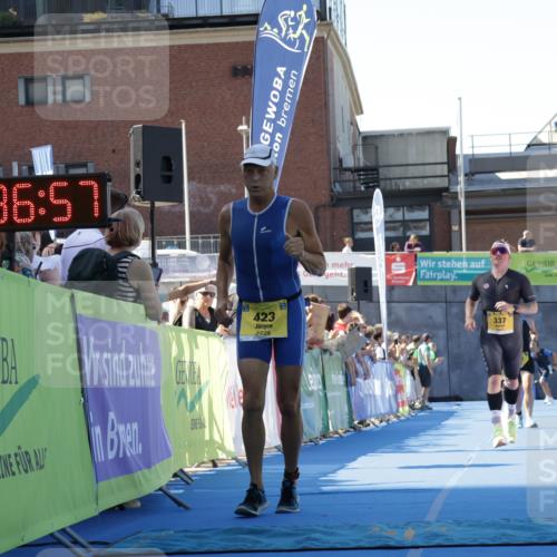 09.08.2026 - GEWOBA Citytriathlon Bremen Yannick Fuchs http://msf.ph/oto/9934767 09.08.2026 11:37:01 Ziel 337, 423, 492 meine-sportfotos.de