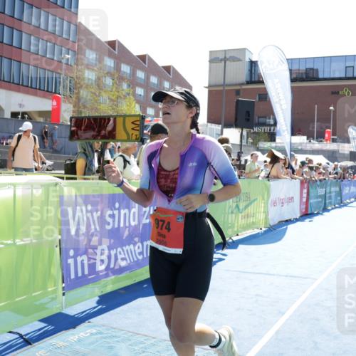 09.08.2026 - GEWOBA Citytriathlon Bremen Yannick Fuchs http://msf.ph/oto/9934777 09.08.2026 14:41:07 Ziel 974 meine-sportfotos.de