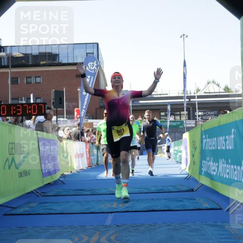 09.08.2026 - GEWOBA Citytriathlon Bremen Yannick Fuchs http://msf.ph/oto/9934807 09.08.2026 11:37:11 Ziel 15, 113, 331, 501 meine-sportfotos.de