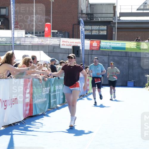 09.08.2026 - GEWOBA Citytriathlon Bremen Yannick Fuchs http://msf.ph/oto/9934830 09.08.2026 14:42:04 Ziel 603, 918 meine-sportfotos.de
