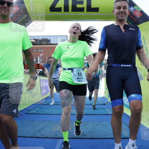 09.08.2026 - GEWOBA Citytriathlon Bremen Yannick Fuchs http://msf.ph/oto/9934833 09.08.2026 11:37:14 Ziel 15, 27, 113, 331, 501, 510 meine-sportfotos.de