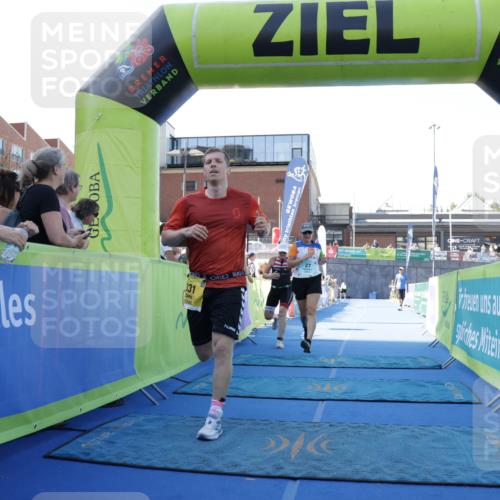 09.08.2026 - GEWOBA Citytriathlon Bremen Yannick Fuchs http://msf.ph/oto/9934847 09.08.2026 11:37:17 Ziel 27, 113, 331, 510 meine-sportfotos.de