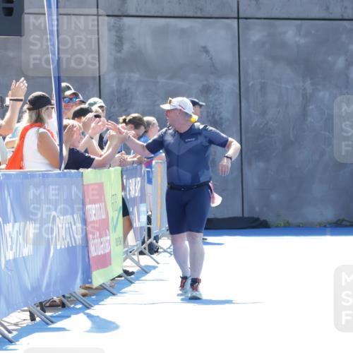 09.08.2026 - GEWOBA Citytriathlon Bremen Yannick Fuchs http://msf.ph/oto/9934869 09.08.2026 14:42:48 Ziel  meine-sportfotos.de
