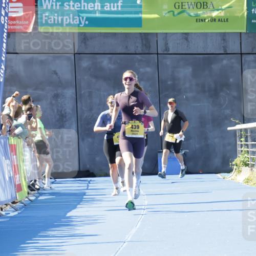 09.08.2026 - GEWOBA Citytriathlon Bremen Yannick Fuchs http://msf.ph/oto/9934870 09.08.2026 11:37:24 Ziel 439 meine-sportfotos.de