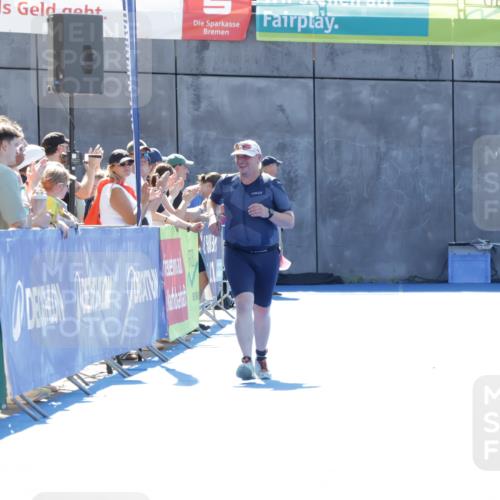 09.08.2026 - GEWOBA Citytriathlon Bremen Yannick Fuchs http://msf.ph/oto/9934875 09.08.2026 14:42:51 Ziel  meine-sportfotos.de