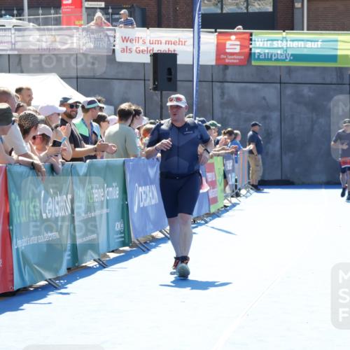 09.08.2026 - GEWOBA Citytriathlon Bremen Yannick Fuchs http://msf.ph/oto/9934876 09.08.2026 14:42:55 Ziel  meine-sportfotos.de