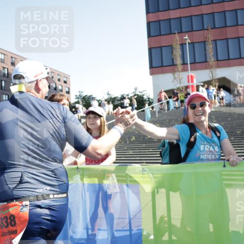 09.08.2026 - GEWOBA Citytriathlon Bremen Yannick Fuchs http://msf.ph/oto/9934898 09.08.2026 14:43:04 Ziel 673, 838 meine-sportfotos.de