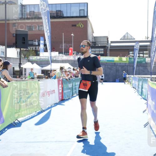 09.08.2026 - GEWOBA Citytriathlon Bremen Yannick Fuchs http://msf.ph/oto/9934922 09.08.2026 14:43:12 Ziel 625, 673 meine-sportfotos.de