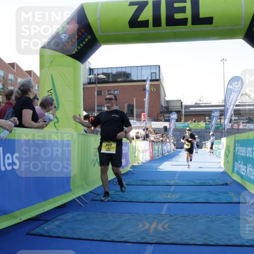 09.08.2026 - GEWOBA Citytriathlon Bremen Yannick Fuchs http://msf.ph/oto/9934956 09.08.2026 11:37:45 Ziel 91, 397, 488 meine-sportfotos.de
