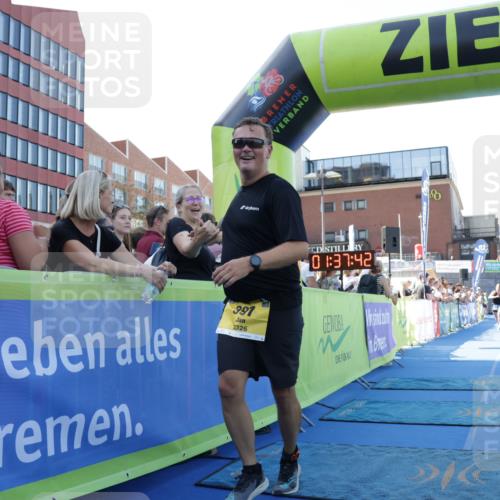 09.08.2026 - GEWOBA Citytriathlon Bremen Yannick Fuchs http://msf.ph/oto/9934969 09.08.2026 11:37:46 Ziel 91, 397, 488 meine-sportfotos.de