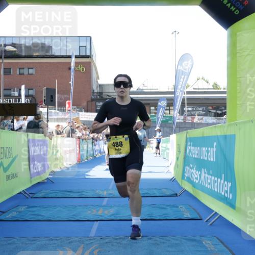 09.08.2026 - GEWOBA Citytriathlon Bremen Yannick Fuchs http://msf.ph/oto/9934976 09.08.2026 11:37:48 Ziel 91, 397, 488 meine-sportfotos.de