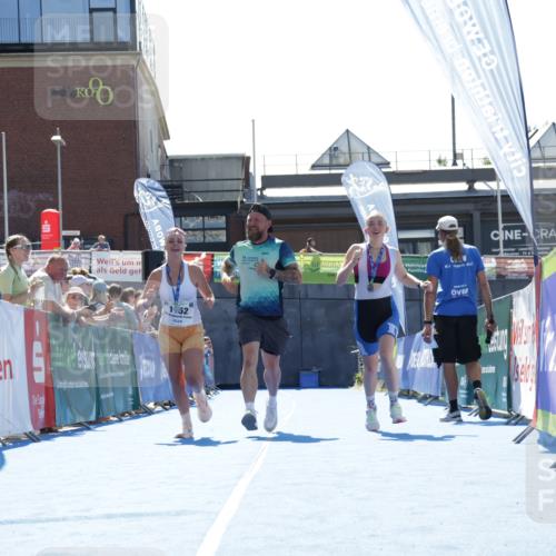09.08.2026 - GEWOBA Citytriathlon Bremen Yannick Fuchs http://msf.ph/oto/9935027 09.08.2026 14:45:24 Ziel  meine-sportfotos.de