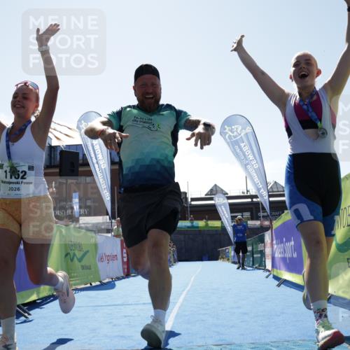 09.08.2026 - GEWOBA Citytriathlon Bremen Yannick Fuchs http://msf.ph/oto/9935046 09.08.2026 14:45:27 Ziel  meine-sportfotos.de