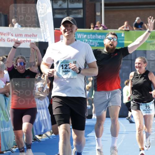 09.08.2026 - GEWOBA Citytriathlon Bremen Yannick Fuchs http://msf.ph/oto/9935055 09.08.2026 11:38:09 Ziel 75, 127, 135, 243, 426 meine-sportfotos.de