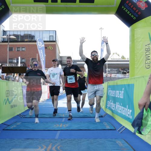 09.08.2026 - GEWOBA Citytriathlon Bremen Yannick Fuchs http://msf.ph/oto/9935066 09.08.2026 11:38:12 Ziel 75, 127, 243 meine-sportfotos.de