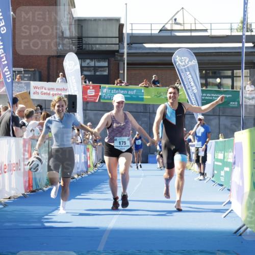 09.08.2026 - GEWOBA Citytriathlon Bremen Yannick Fuchs http://msf.ph/oto/9935107 09.08.2026 11:38:21 Ziel 175 meine-sportfotos.de