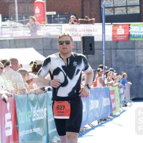 09.08.2026 - GEWOBA Citytriathlon Bremen Yannick Fuchs http://msf.ph/oto/9935189 09.08.2026 14:48:26 Ziel 627 meine-sportfotos.de