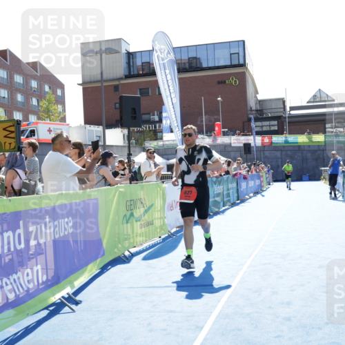 09.08.2026 - GEWOBA Citytriathlon Bremen Yannick Fuchs http://msf.ph/oto/9935193 09.08.2026 14:48:27 Ziel 627 meine-sportfotos.de