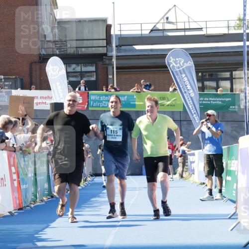09.08.2026 - GEWOBA Citytriathlon Bremen Yannick Fuchs http://msf.ph/oto/9935197 09.08.2026 11:38:34 Ziel 115 meine-sportfotos.de