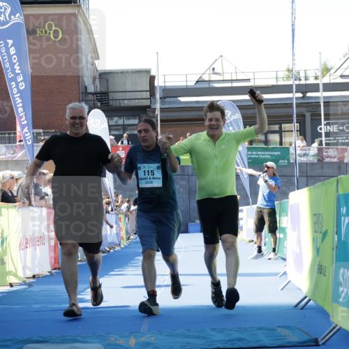09.08.2026 - GEWOBA Citytriathlon Bremen Yannick Fuchs http://msf.ph/oto/9935203 09.08.2026 11:38:36 Ziel 115, 476 meine-sportfotos.de