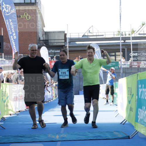 09.08.2026 - GEWOBA Citytriathlon Bremen Yannick Fuchs http://msf.ph/oto/9935206 09.08.2026 11:38:36 Ziel 115, 476 meine-sportfotos.de