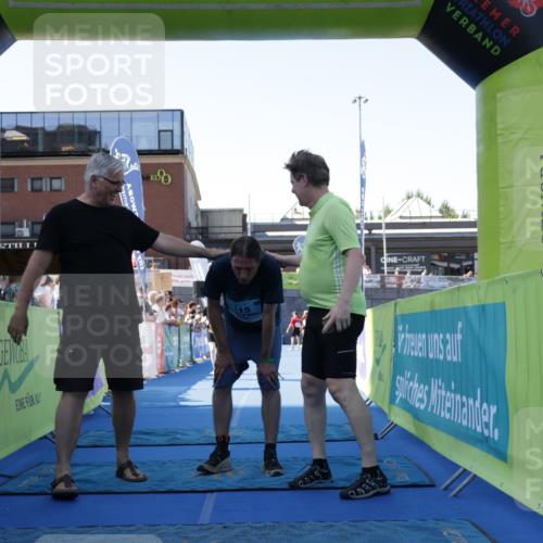 09.08.2026 - GEWOBA Citytriathlon Bremen Yannick Fuchs http://msf.ph/oto/9935219 09.08.2026 11:38:38 Ziel 115, 476 meine-sportfotos.de