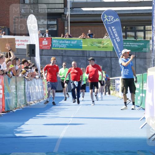 09.08.2026 - GEWOBA Citytriathlon Bremen Yannick Fuchs http://msf.ph/oto/9935236 09.08.2026 11:38:50 Ziel 17, 55 meine-sportfotos.de