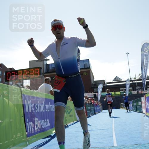 09.08.2026 - GEWOBA Citytriathlon Bremen Yannick Fuchs http://msf.ph/oto/9935261 09.08.2026 14:49:03 Ziel 731, 830 meine-sportfotos.de