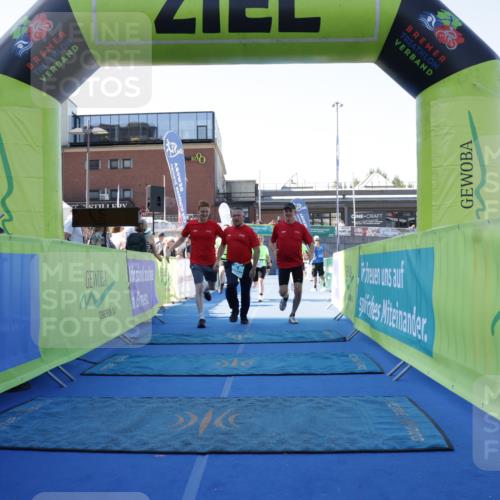 09.08.2026 - GEWOBA Citytriathlon Bremen Yannick Fuchs http://msf.ph/oto/9935265 09.08.2026 11:38:54 Ziel 17, 55 meine-sportfotos.de