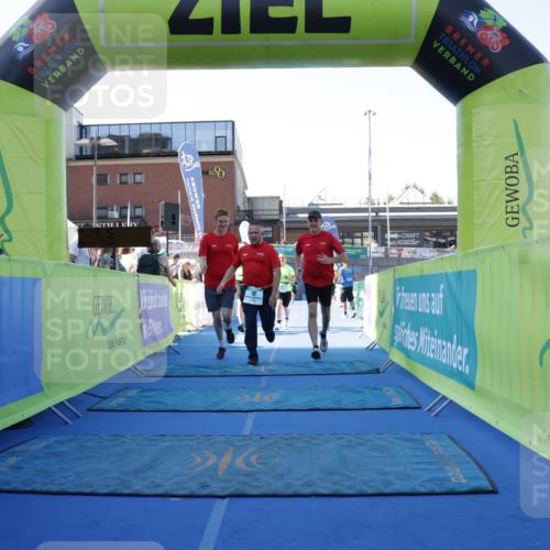 09.08.2026 - GEWOBA Citytriathlon Bremen Yannick Fuchs http://msf.ph/oto/9935267 09.08.2026 11:38:54 Ziel 17, 55 meine-sportfotos.de