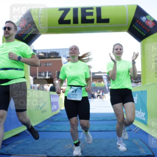 09.08.2026 - GEWOBA Citytriathlon Bremen Yannick Fuchs http://msf.ph/oto/9935297 09.08.2026 11:38:57 Ziel 17, 55, 143 meine-sportfotos.de
