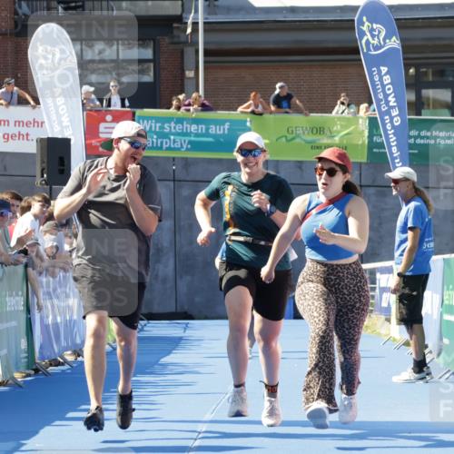 09.08.2026 - GEWOBA Citytriathlon Bremen Yannick Fuchs http://msf.ph/oto/9935323 09.08.2026 11:39:01 Ziel 143 meine-sportfotos.de