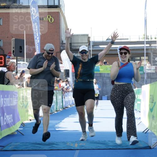 09.08.2026 - GEWOBA Citytriathlon Bremen Yannick Fuchs http://msf.ph/oto/9935339 09.08.2026 11:39:03 Ziel 143 meine-sportfotos.de