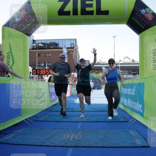 09.08.2026 - GEWOBA Citytriathlon Bremen Yannick Fuchs http://msf.ph/oto/9935347 09.08.2026 11:39:03 Ziel 143 meine-sportfotos.de