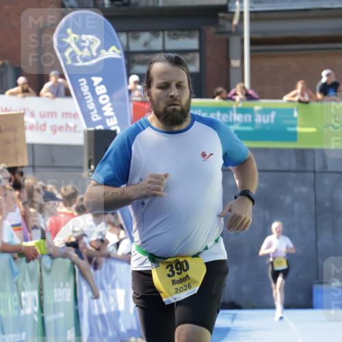 09.08.2026 - GEWOBA Citytriathlon Bremen Yannick Fuchs http://msf.ph/oto/9935363 09.08.2026 11:39:07 Ziel 143 meine-sportfotos.de