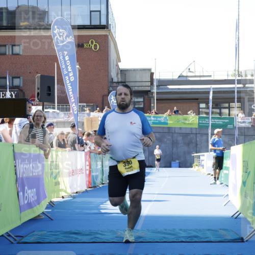 09.08.2026 - GEWOBA Citytriathlon Bremen Yannick Fuchs http://msf.ph/oto/9935370 09.08.2026 11:39:08 Ziel  meine-sportfotos.de