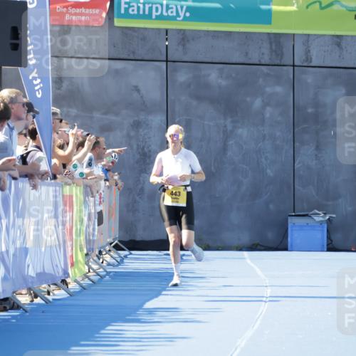 09.08.2026 - GEWOBA Citytriathlon Bremen Yannick Fuchs http://msf.ph/oto/9935384 09.08.2026 11:39:11 Ziel  meine-sportfotos.de