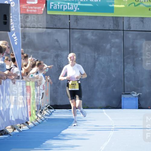 09.08.2026 - GEWOBA Citytriathlon Bremen Yannick Fuchs http://msf.ph/oto/9935389 09.08.2026 11:39:11 Ziel  meine-sportfotos.de