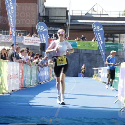 09.08.2026 - GEWOBA Citytriathlon Bremen Yannick Fuchs http://msf.ph/oto/9935403 09.08.2026 11:39:19 Ziel 443 meine-sportfotos.de