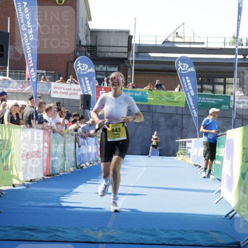09.08.2026 - GEWOBA Citytriathlon Bremen Yannick Fuchs http://msf.ph/oto/9935405 09.08.2026 11:39:19 Ziel 443 meine-sportfotos.de