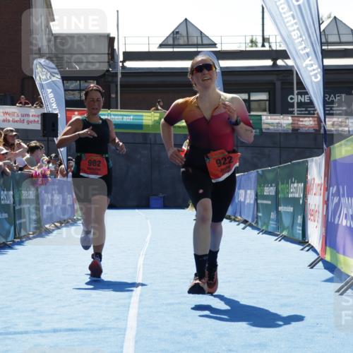 09.08.2026 - GEWOBA Citytriathlon Bremen Yannick Fuchs http://msf.ph/oto/9935417 09.08.2026 14:50:43 Ziel 899, 922, 962, 964 meine-sportfotos.de