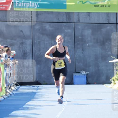 09.08.2026 - GEWOBA Citytriathlon Bremen Yannick Fuchs http://msf.ph/oto/9935422 09.08.2026 11:39:25 Ziel 461 meine-sportfotos.de