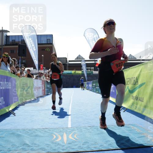 09.08.2026 - GEWOBA Citytriathlon Bremen Yannick Fuchs http://msf.ph/oto/9935429 09.08.2026 14:50:44 Ziel 899, 922, 962, 964 meine-sportfotos.de
