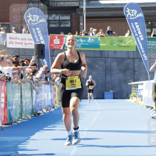 09.08.2026 - GEWOBA Citytriathlon Bremen Yannick Fuchs http://msf.ph/oto/9935439 09.08.2026 11:39:29 Ziel 461 meine-sportfotos.de